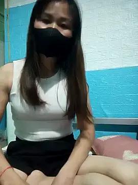 Donatella28 from StripChat