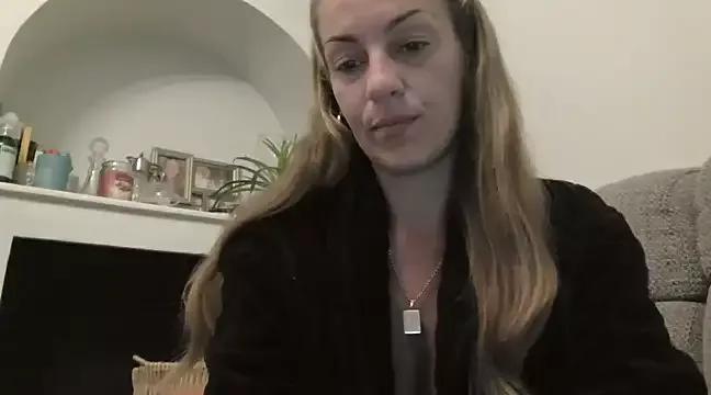 Edenfox- on StripChat 