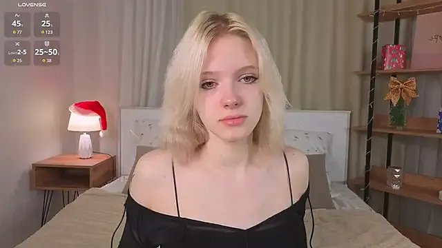 EdlaHewell on StripChat