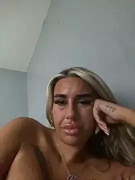 EllieMaeBaby on StripChat 