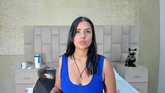 EmmaTorres_ on StripChat 