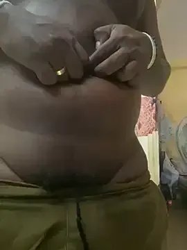 femboyslqueen from StripChat