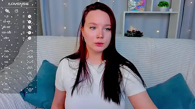 Fire_Emily_ on StripChat