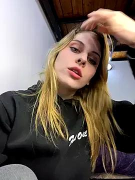FlorBich on StripChat