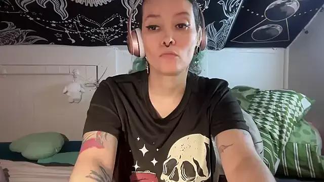 FRRANNKIE on StripChat 