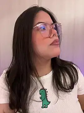 GabrielleMarsh1 — Show and bounce boobs