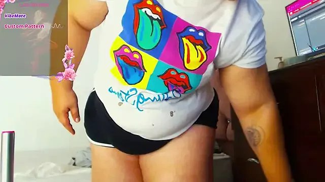 Gaby_Vegaa on StripChat