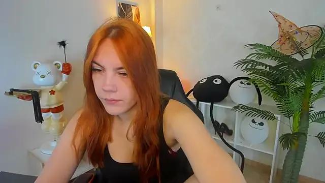 Gingerr_pie from StripChat