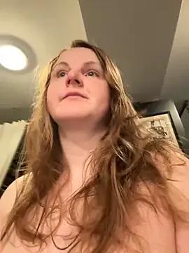 GingerSnap33 on StripChat 