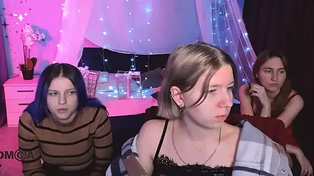 gloria_bubble from StripChat