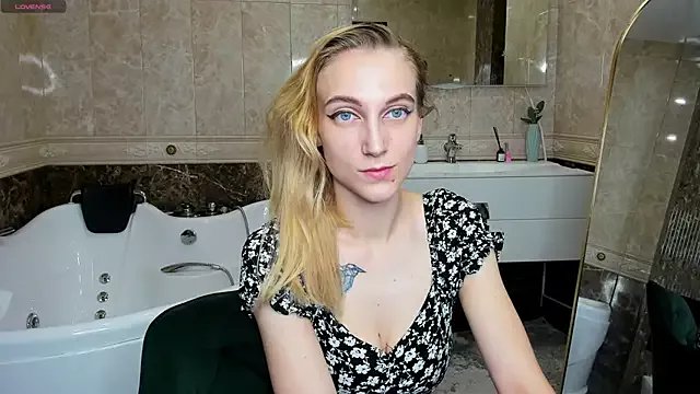 graseflower on StripChat