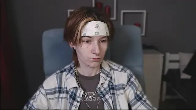 guitarandangell — What's under T-shirt today?