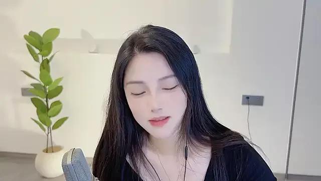 HaagenDazs_ on StripChat 