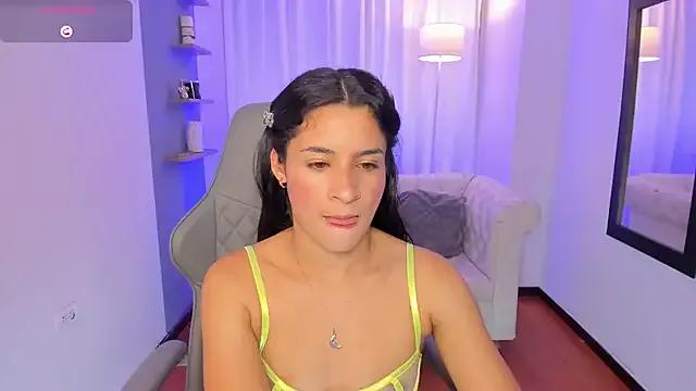 hanna_mils on StripChat 