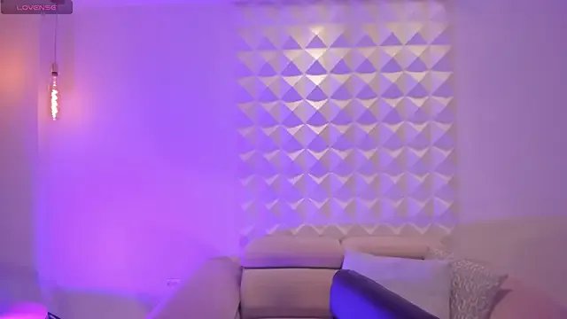 HannahJamesX on StripChat