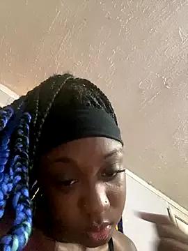 HennessyBaby21 on StripChat 