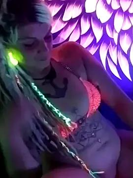 Horny_hippie on StripChat