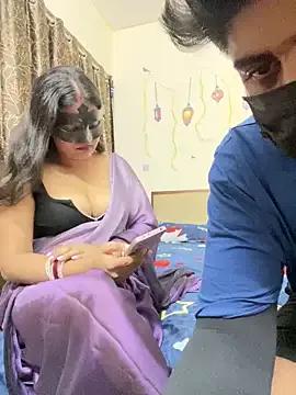 Horny_Riya_bHabhi on StripChat
