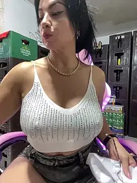 Hot_beauty__ on StripChat