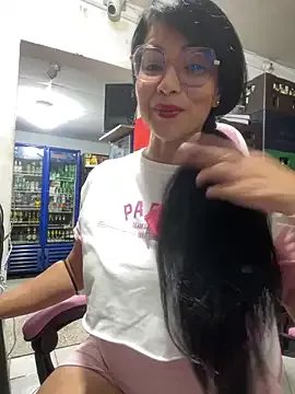 Hot_beauty__ on StripChat