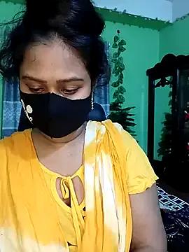 Idhika-Paul on StripChat 