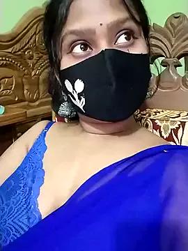 Idhika-Paul on StripChat 