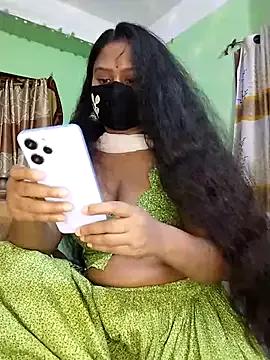 Idhika-Paul on StripChat 