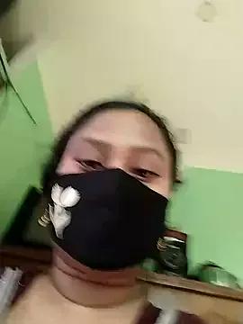 Idhika-Paul on StripChat 