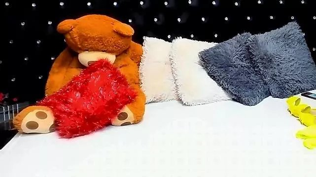 InannaStar on StripChat