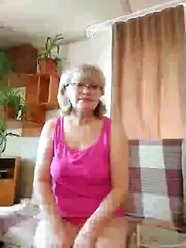 IrmaRose on StripChat