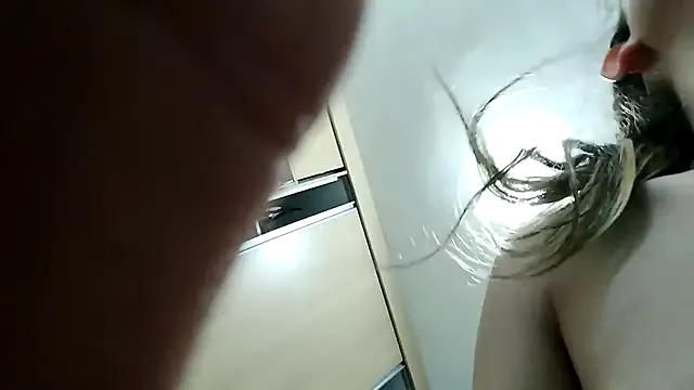 isabelly08ty on StripChat