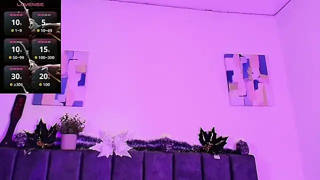 Jedah18 — oil in my body and fingers masturbation