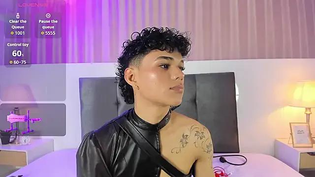 Kai_riptide from StripChat