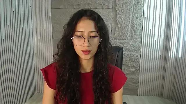 KaitlynLoveCam on StripChat