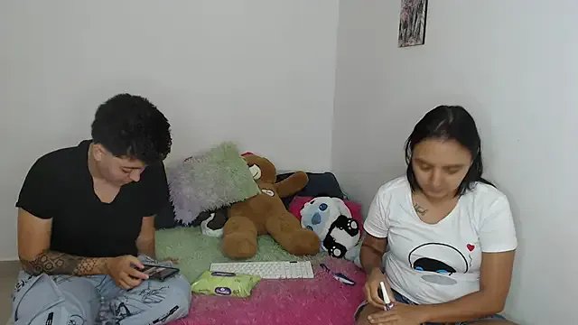 kathy_luisa on StripChat