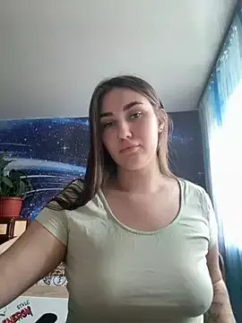 KiraBarlows on StripChat