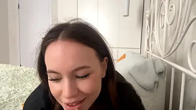 KitCerveny — I'll show you an airy heart