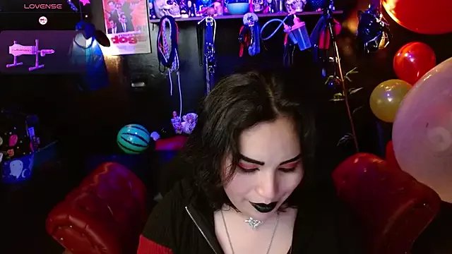 kureiji_hentaii on StripChat