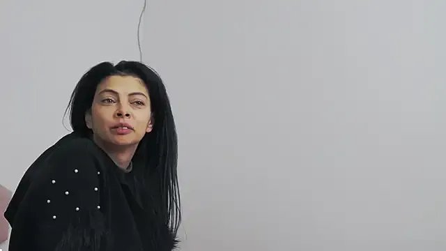 LadyLiia — play  with  my  pussy  and  cum