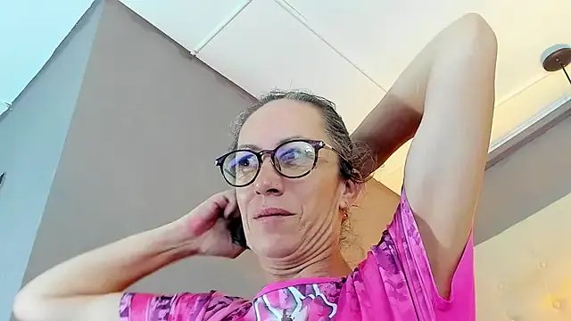 laurasofia45 — Help me reach an orgasm 