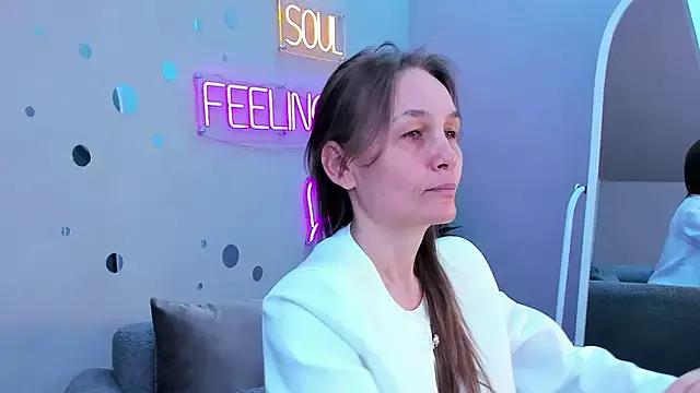 Lillian_White on StripChat 