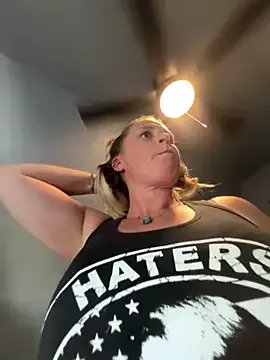 LilMissKaos — Confessions of a slut niece