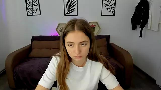 LilyHaart on StripChat 