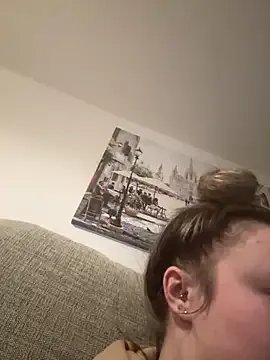 LilyLuck_ from StripChat