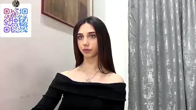 LinaMour — Show a heart