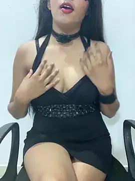 little_shadow on StripChat 