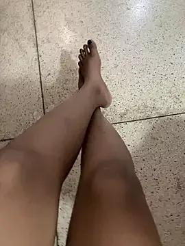 little_shadow on StripChat 