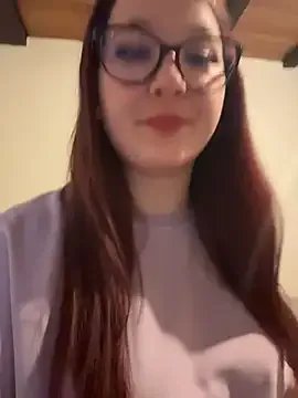 LittleChaosQueen from StripChat