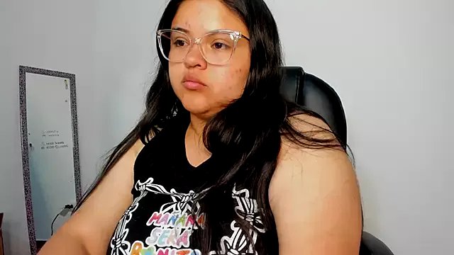 lizzie_c on StripChat