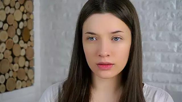 LowOncoming on StripChat 